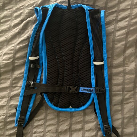 CamelBak Hydrobak 50oz. - Picture 2 of 2